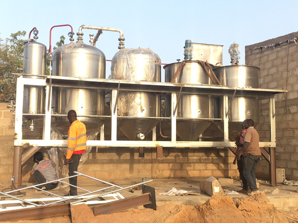布基纳法索首都瓦加杜古的安装工程施工现场